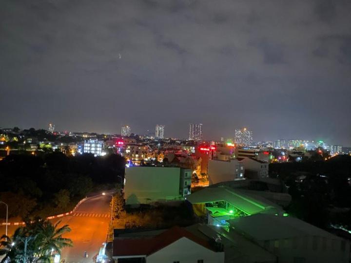 Hotel My Viet Di An Экстерьер фото